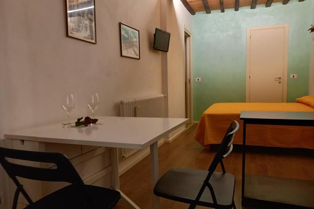 La Locanda Dei Conti, Piccolo E Confortevole Loft Siena Zewnętrze zdjęcie